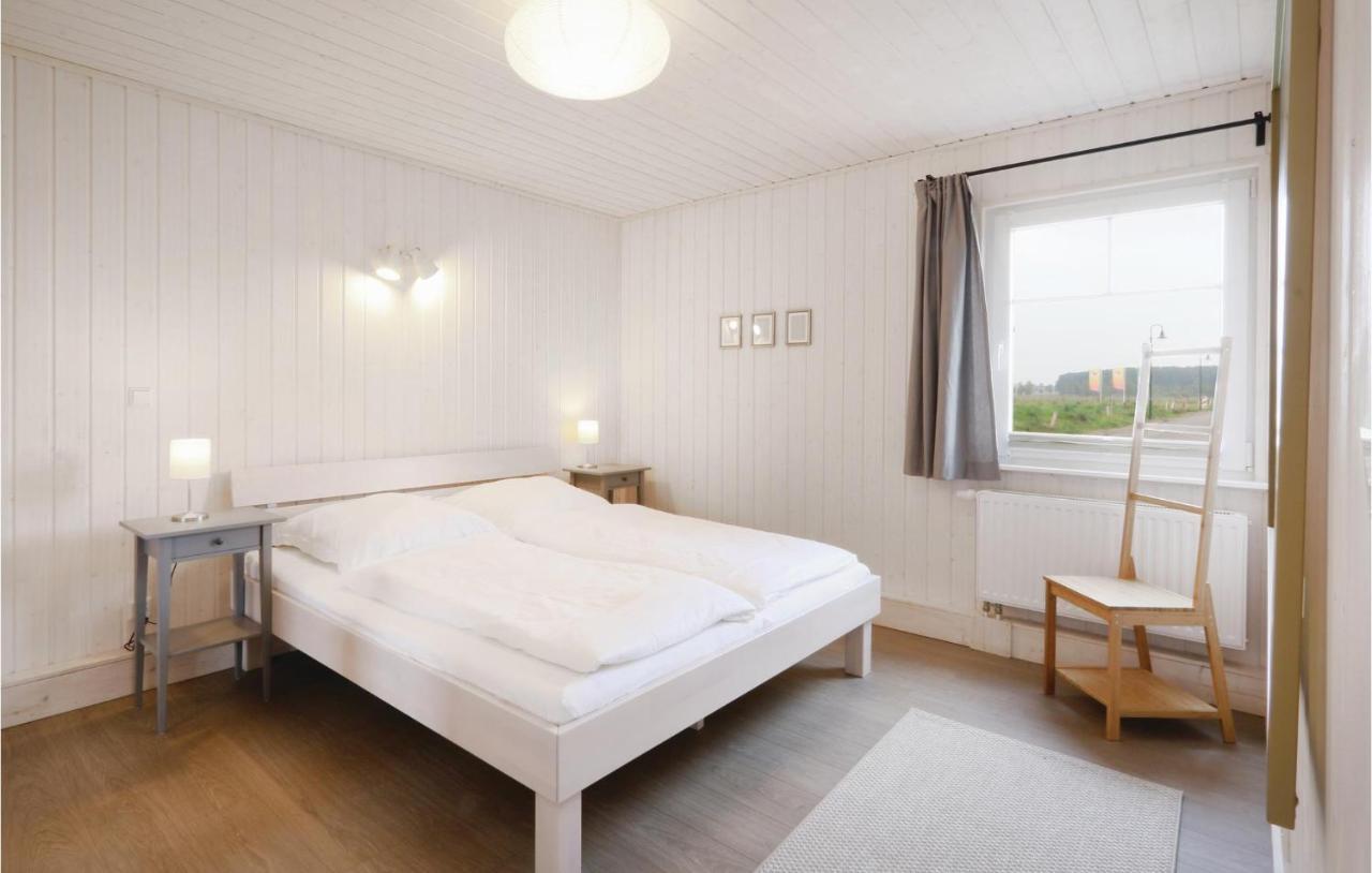2 Bedroom Lovely Home In Zerpenschleuse Exteriör bild