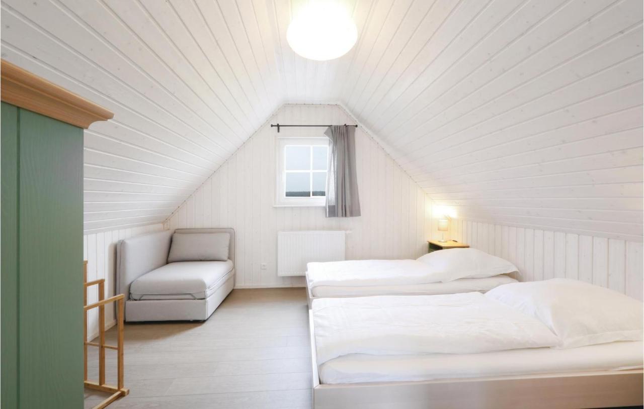 2 Bedroom Lovely Home In Zerpenschleuse Exteriör bild